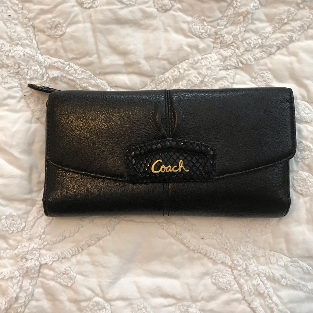 Coach wallet